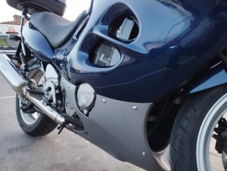 Suzuki GSXF 750 2001 3Mil km Azul/Plata