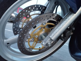Suzuki GSXF 750 2001 3Mil km Azul/Plata