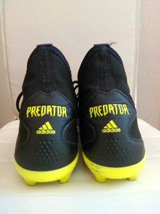 Zapatos de fútbol Adidas Predator