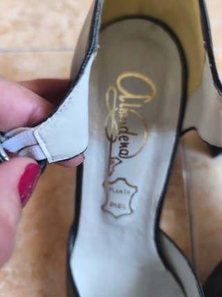 Zapatos Almudena tacón negros