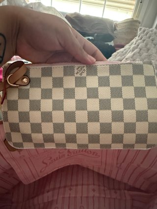 Louis Vuitton Neverfull MM Blanco Rosa nuevo.
