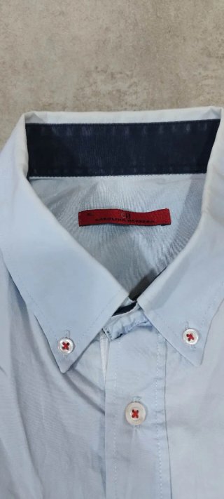 Camisa azul Carolina Herrera talla Xl