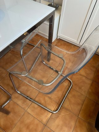 Sillas transparentes Ikea (Set de 4)