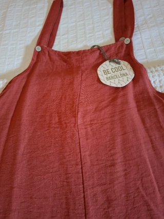 Peto pantalón tirantes rojo