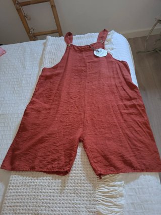 Peto pantalón tirantes rojo