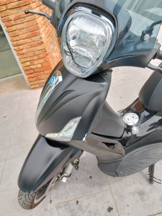 Piaggio Beverly Police 300