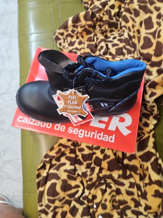 Zapato de seguridad Panter Piel Flor