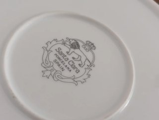 Sopera Santa Clara Porcelana Dorada
