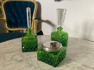 Juego tocador vintage verde cristal