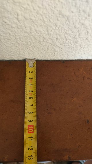 Caja de madera antigua con cerradura