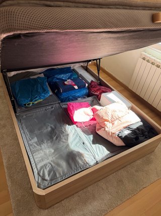 Cama 135x190 viscoelástica con canapé