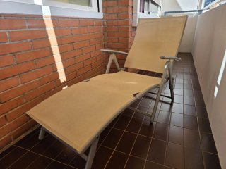 Hamaca plegable de exterior beige y gris