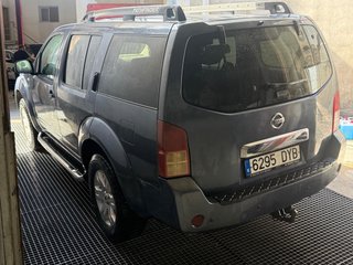 Nissan Pathfinder 2006