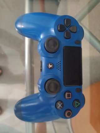 PS4 (Modelo original) + Mando Azul + 5 Juegos
