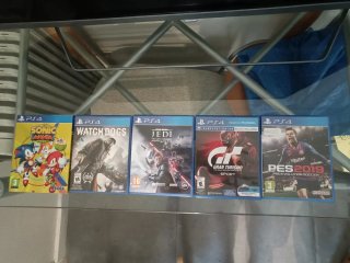 PS4 (Modelo original) + Mando Azul + 5 Juegos
