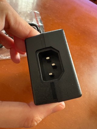 Adaptador de corriente universal