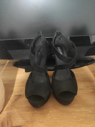 Zapatos de tacón negros