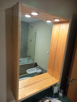 Encimera de baño y lavabo, y mueble de madera y mi