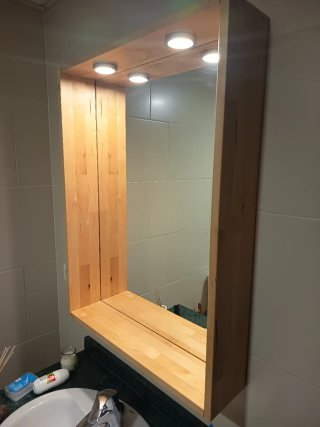 Encimera de baño y lavabo, y mueble de madera y mi