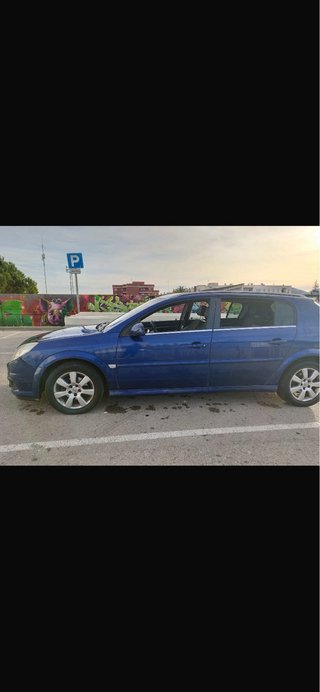 Opel Signum 2006