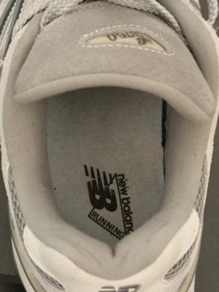 New Balance 9060 Sneakers Uomo Taglia 43