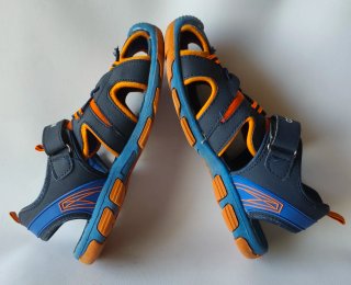 Sandalias Trekking Nicoboco Talla 37 + Camiseta