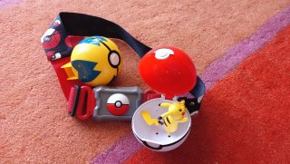 Cinturón Pokeball con Pikachu