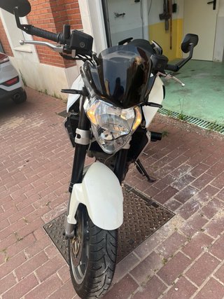 Aprilia Shiver 750 cc. Apta para carnet A2.