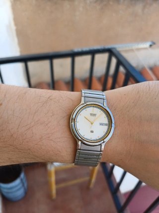 SEIKO SQ QUARTZ VINTAGE