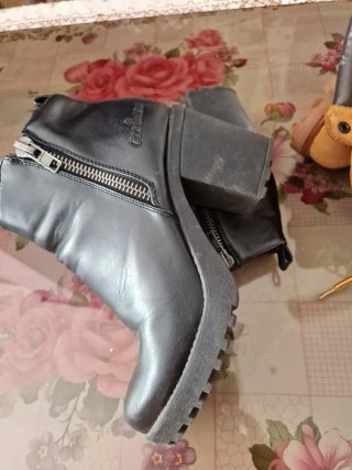 2 Pares Botas Talla 38 por 5 euros