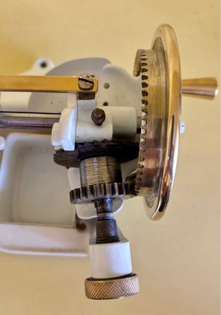 Antiguo Sacapuntas Jupiter 1 Guhl & Harbeck