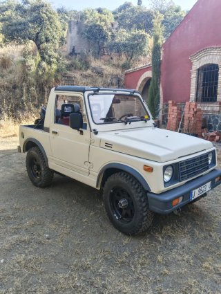 Suzuki Samurai 1990