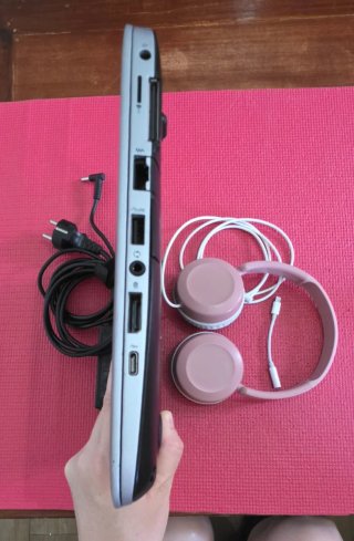 Portátil HP Elitebook 820 G3 + Cascos JVC