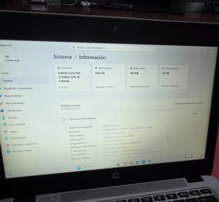 Portátil HP Elitebook 820 G3 + Cascos JVC