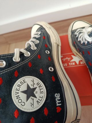 Converse Chuck Taylor Labios Rojos