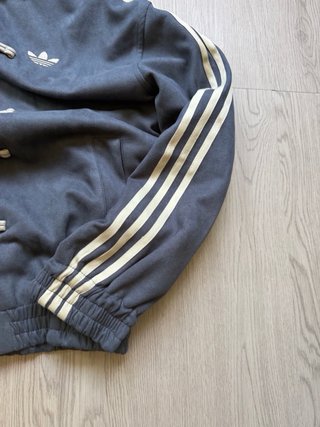 Chaqueta Adidas Año Nuevo Chino Gris Oscuro