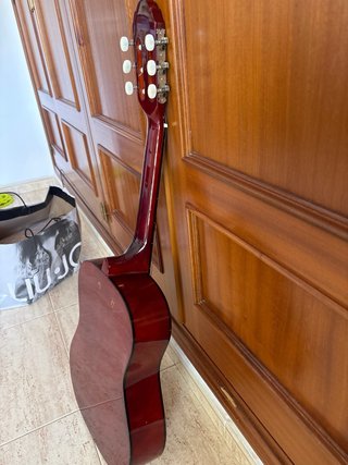 Guitarra Granada Luthier para niños