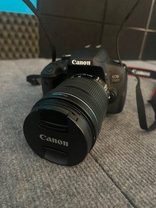 Canon EOS 750D + Objetivo 18-135mm