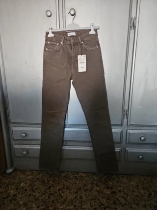 Pantalón ZARA marrón Talla S