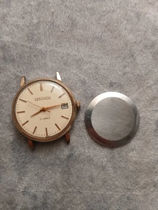 Reloj Sekonda Dorado y Blanco