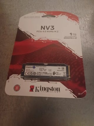 Kingston NV3 1TB PCIe 4.0 NVMe M.2 SSD