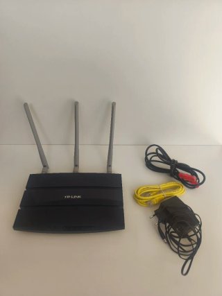 Router TP-Link Largo Alcance + Cables