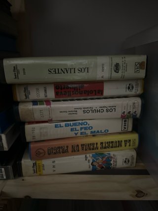 Lote 38 películas VHS y Beta Películas Varias