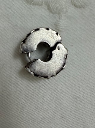 Clip Pandora Original Diseño Rizado Plata