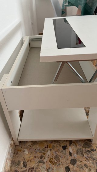 Mesa centro elevable blanca y negra