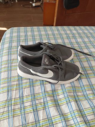 Zapatillas Nike niño grises