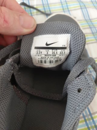 Zapatillas Nike niño grises