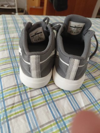 Zapatillas Nike niño grises