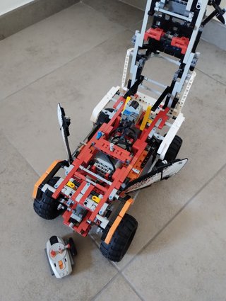 LEGO Technic 9398 Pickup 4x4