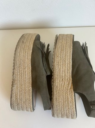 Alpargatas Pull&Bear flecos verde militar T37